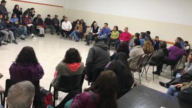 Martínez y Sapag se reunieron con los ahorristas. (Foto: Gentileza)