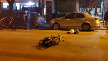 Los heridos fueron asistidos por los vecinos en el lugar. (Foto: Gentileza.-)