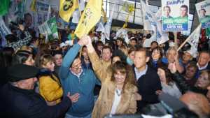 Gutiérrez viajó a Plaza Huincul para apoyar a Gustavo Suárez en el cierre de campaña