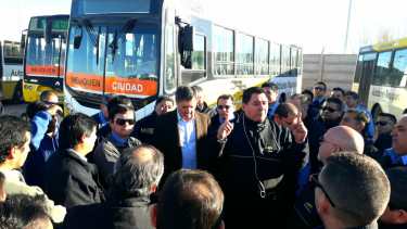 Los choferes aceptaron retomar el servicio por una convocatoria a una reunión con la empresa. (Mauro Pérez).-