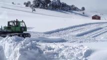 Imagen de Batea Mahuida tapado de nieve, postergó el inicio de temporada