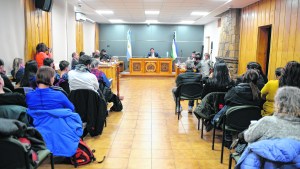 Homicidio de bebé: hoy a las 17 se sabrá si revocan el fallo de la jueza