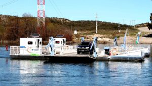 Tras cinco días, se reanudó el servicio de la balsa de Guardia Mitre