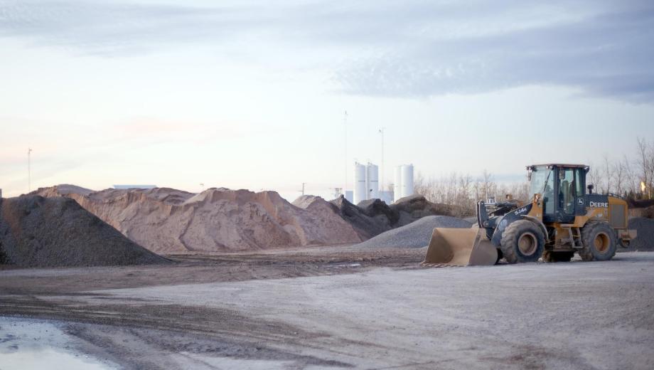 Cerca de la mitad de la actividad minera se emplaza en el departamento Añelo.