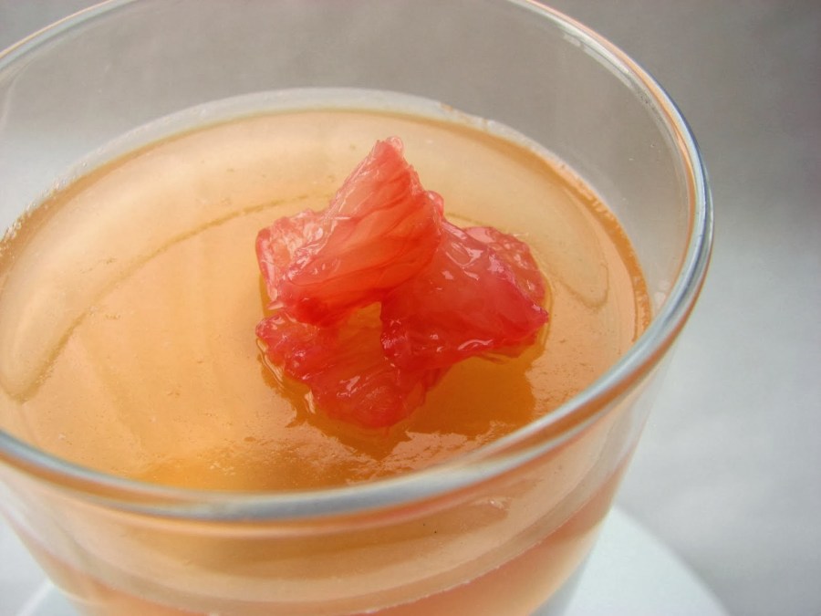 Mousse de pomelo, un postre para saborearse