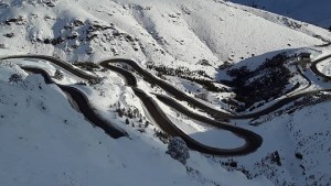 Alerta de viento blanco: recomiendan consultar el estado de rutas antes de viajar por la cordillera
