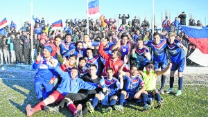 Video: Unión venció a La Amistad por penales y salió campeón de la Liga Confluencia