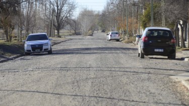 Calle Costa Rica de Valentina Norte, una de las principales calles de acceso al sector. 