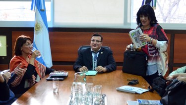 Los docentes no están incluidos, por ahora, en el incremento. Foto: Marcelo Ochoa