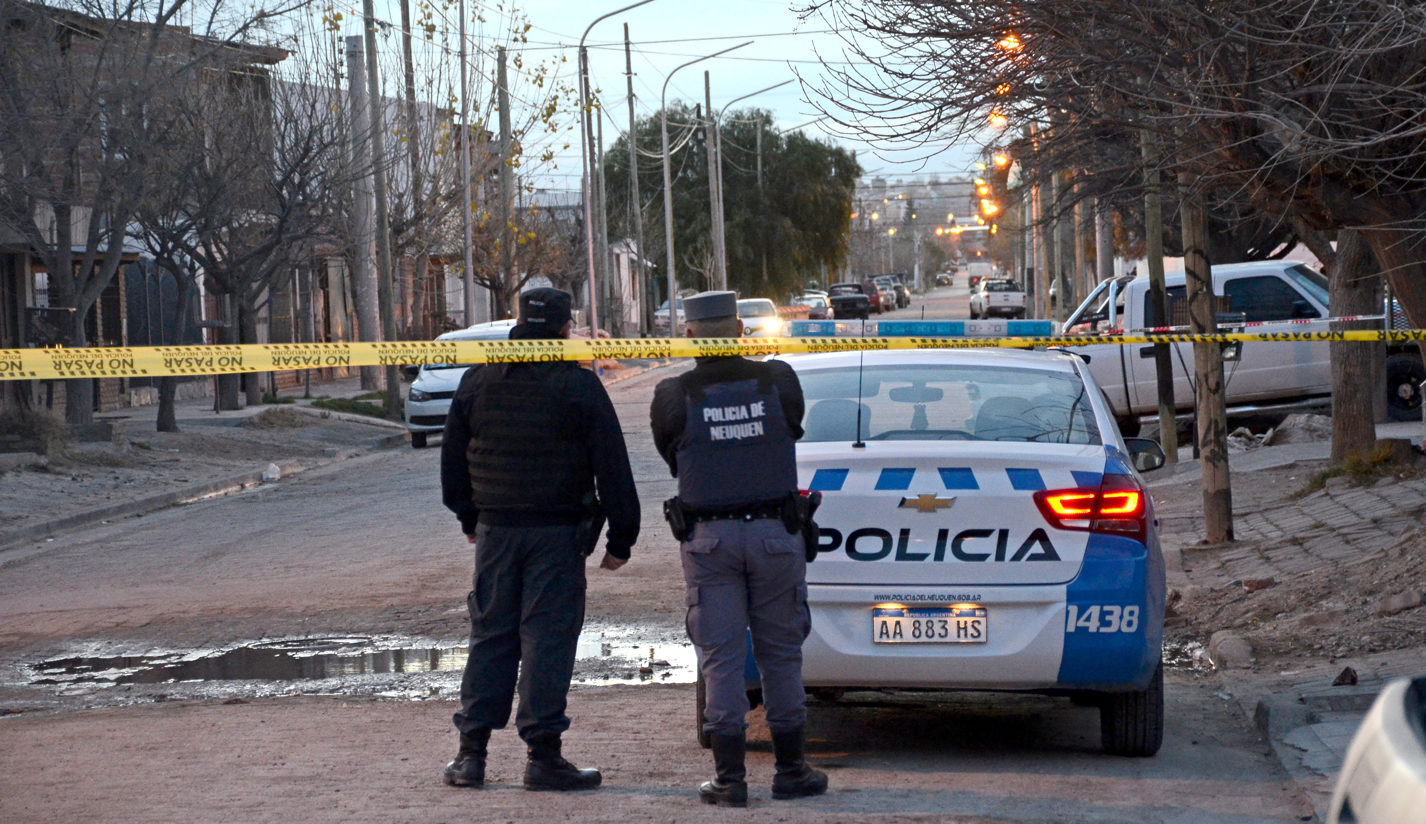 Un hombre murió de un disparo en la cabeza. Ocurrió en la madrugada en el barrio San Lorenzo de Neuquén. (Foto: Archivo.-)
