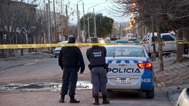 Un hombre murió de un disparo en la cabeza. Ocurrió en la madrugada en el barrio San Lorenzo de Neuquén. (Foto: Archivo.-)
