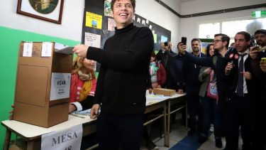 Kicillof sumó el 52% de los votos en las PASO, tras un error de cómputos