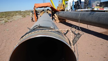 El gobierno tiene un plan para incrementar la producción local, generar una red de gasoductos y potenciar las exportaciones.