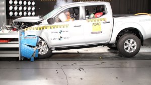 Toyota Hilux y SW4 renuevan logros en pruebas de choque