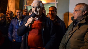 Caras largas en la Junta de Gobierno luego de que se confirmara el tercer lugar para el MPN en las PASO. Foto: archivo.