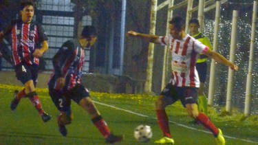 El Rojo está en zona de descenso y se jugará la permanencia contra Sapere en La Chacra. (Foto: Archivo)