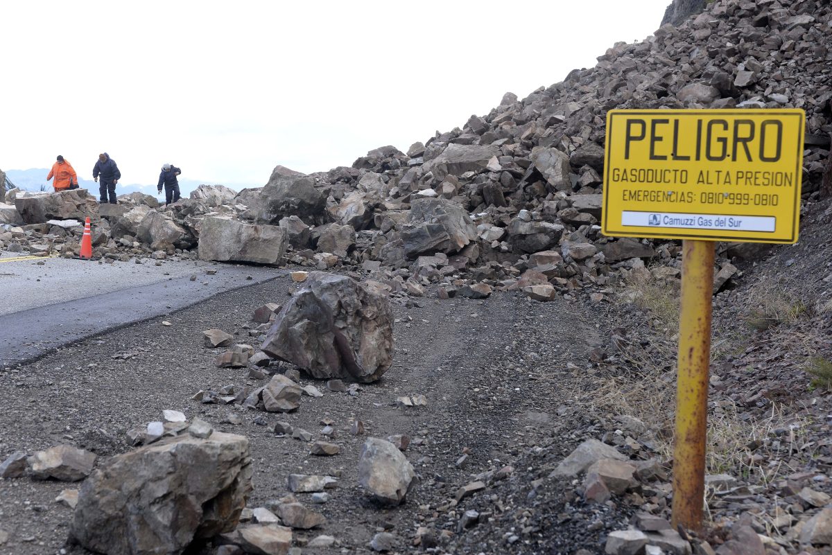 En 2019 hubo un derrumbe sobre la Ruta 40, entre Bariloche y Villa La Angostura.
Foto: Archivo Alfredo Leiva
