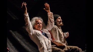 “Cardenal o el fulback de los sueños” , la obra de Eduardo “Tato” Pavlovsky se presentará en la versión dirigida por Adrián Beato. 