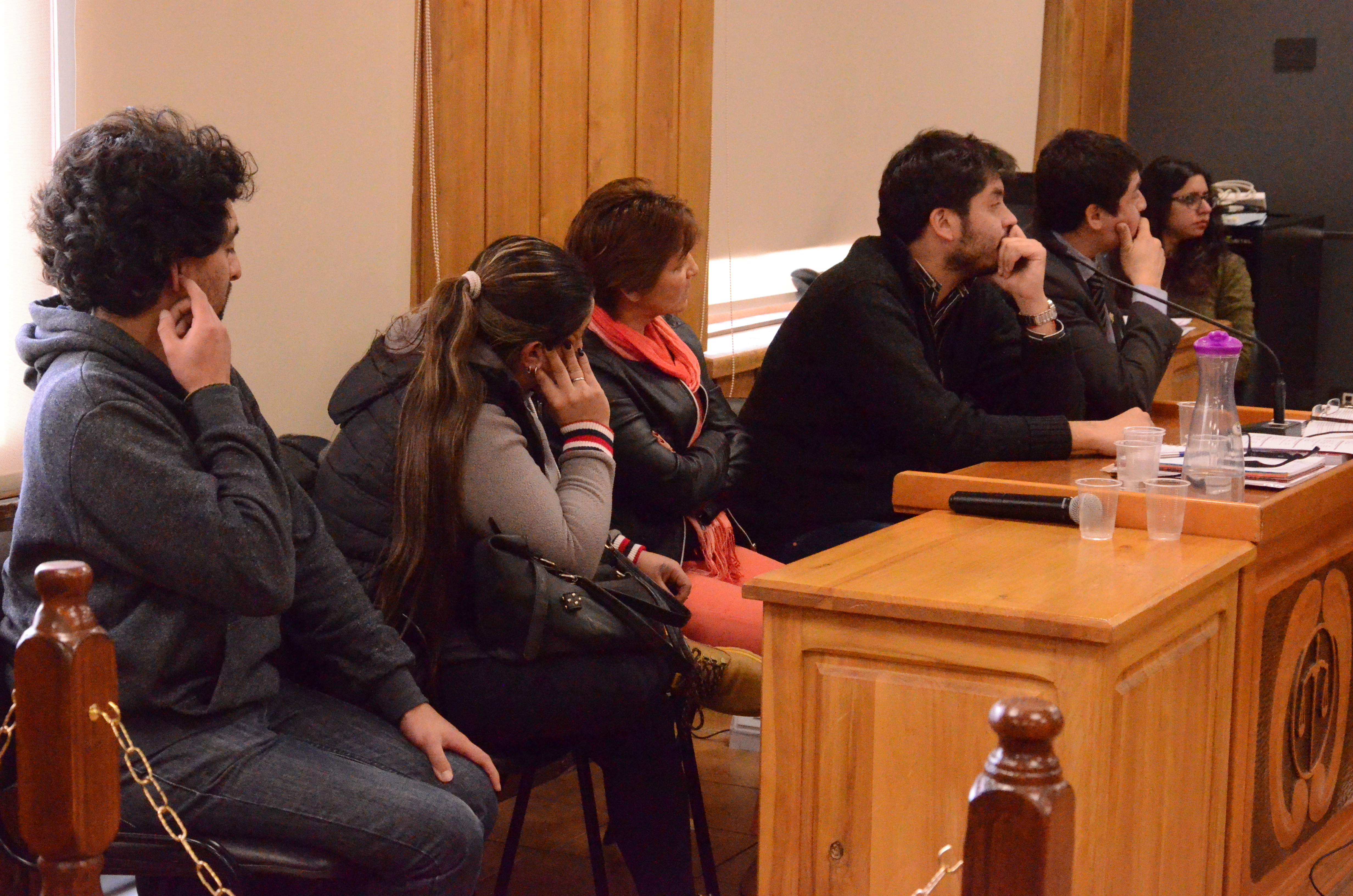 Los imputados escucharon, junto a sus defensores, los cargos que formuló el fiscal en la audiencia. (Foto: Alfredo Leiva)