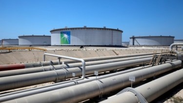 Saudi Aramco recortó su producción más de lo proyectado. 
