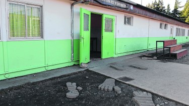 La escuela 71 de Bariloche, a la que concurre María de Luján (Alfredo Leiva)