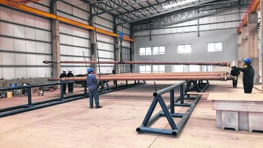 La empresa está incorporando personal joven en ingeniería y producción con miras a la continuidad de su gestión. 