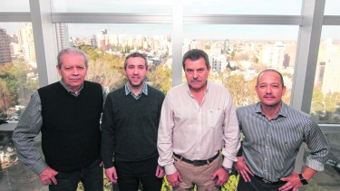 Los integrantes de Infotech están satisfechos con la jornada de divulgación que por primera vez se hará en el interior del país. 