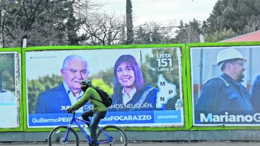 En poco más de dos meses los equipos deberán intensificar la campaña del corte de boleta. (Juan Thomes).-