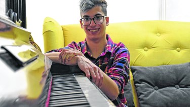 El arte de transformar los sonidos y embellecer el alma es innato en Guillermo Muñoz Du Plessis. Foto Florencia Salto