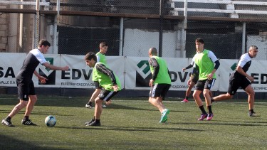Aún no hay fecha para la vuelta a los entrenamientos del Federal A. (Foto: Archivo Oscar Livera)