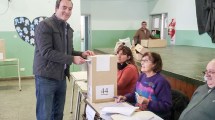 Imagen de Soria votó en Roca y cuestionó el cambio del sistema de escrutinio