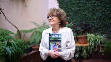 La escritora estará mañana en el salón Azul de la biblioteca central de la Universidad Nacional del Comahue.