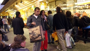 Los comercios de bariloche podrán adherir a la hora inclusiva para personas del espectro autista. Archivo
