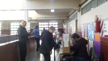 En las PASO de Neuquén votan 506.992. 