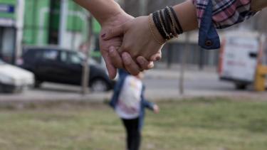 Buscan una familia solidaria en el Alto Valle para un chico de 13 años. Foto: ilustrativa