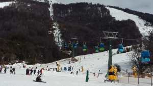 Fin de semana largo: Cerro Catedral abre pistas de esquí con precios promocionales