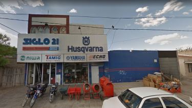 El boquete fue en la parte trasera del local. Se llevaron herramientas costosas. (Foto Captura Google Maps.-)