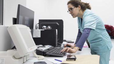 Afiliados al Ipross podrán realizarse estudios en el nuevo centro de imágenes de Viedma