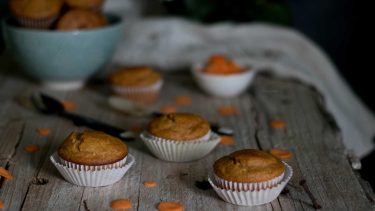 Chocolate y zanahorias para unos ricos muffins