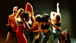 El teatro puede ser danza, movimiento y afecto