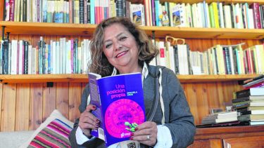 Graciela Cros da una nueva mirada a sus poemas
