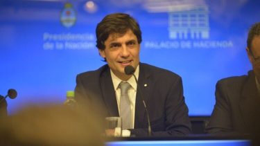 Lacunza: el gobierno no permitirá «una corrida irracional del dólar»