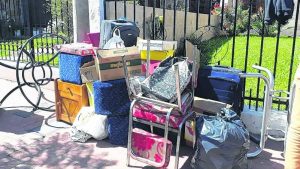 Los desalojados por no pagar el alquiler deben recibir un subsidio, según un protocolo oficial