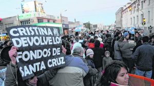 Todos los caminos conducen a Santa Cruz, por Julio Rajneri 