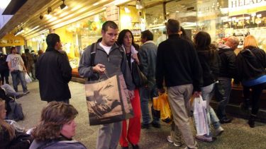 El comercio en Bariloche se reinventa con la crisis
