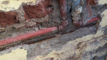 Suspendieron las clases en otra escuela de Senillosa por problemas del edificio