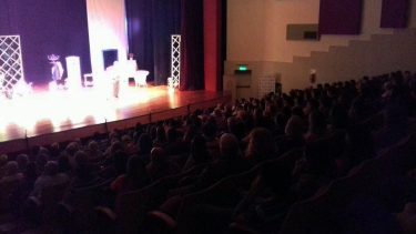 Cipolletti: El Festival de Teatro fue un éxito, en el estreno del Complejo Cultural