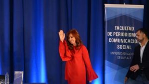 Cristina aseguró que Macri «es un mal ser humano al dejar subir el dólar»