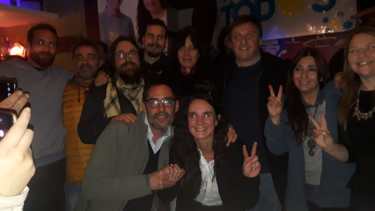 Natapof cerró la campaña con música y baile para todos