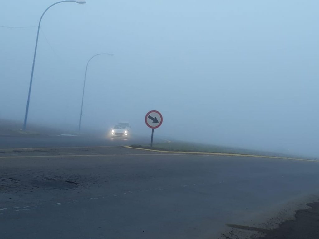 Se registran bancos de niebla en distintas zonas del Valle. (foto: Carlos Castillo)
